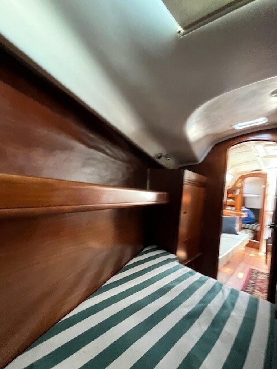 36ft Beneteau Yacht For Sale