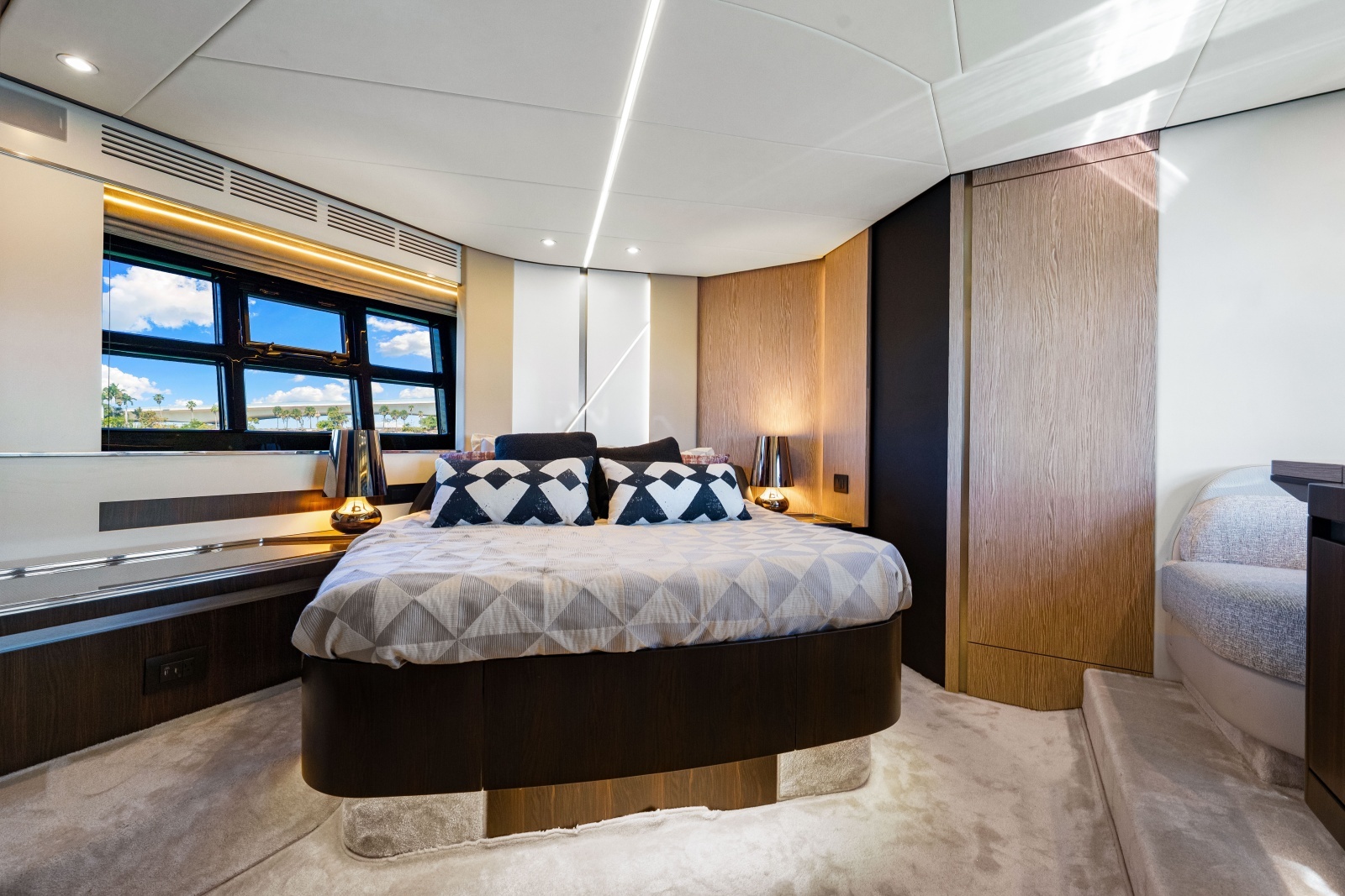 Miss Kym 59ft Azimut Yacht For Sale