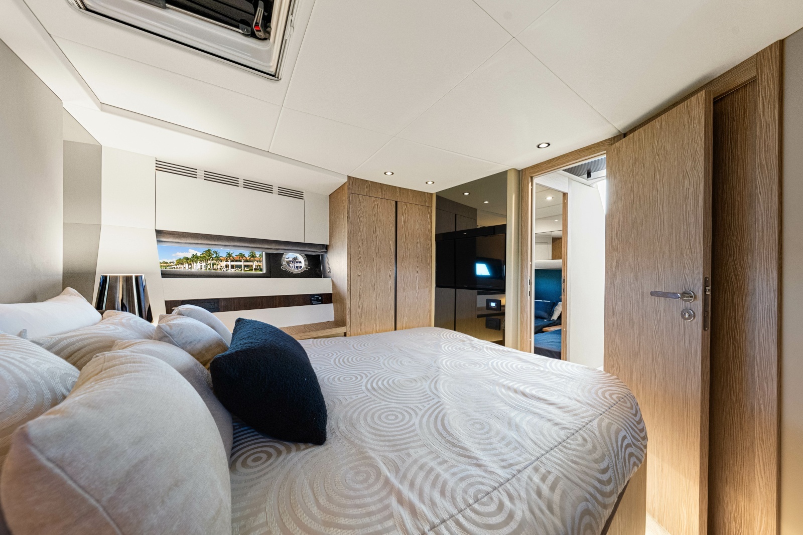 Miss Kym 59ft Azimut Yacht For Sale