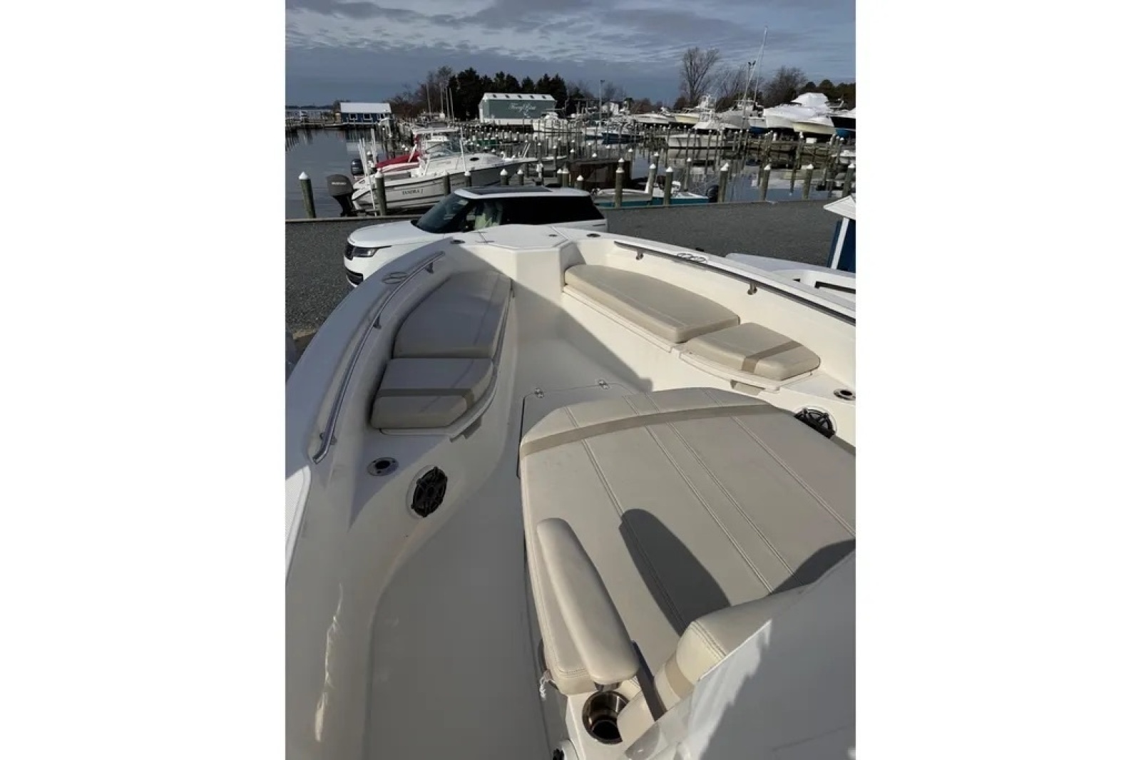 28ft Boston Whaler Yacht For Sale