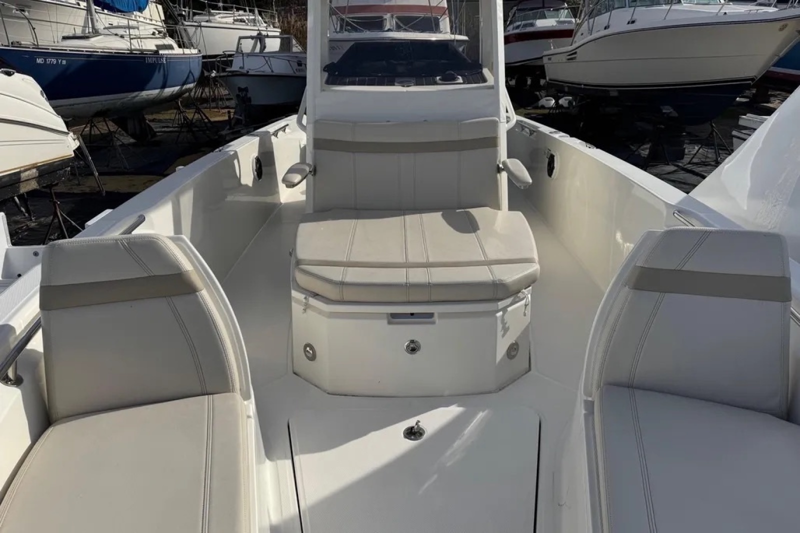 28ft Boston Whaler Yacht For Sale