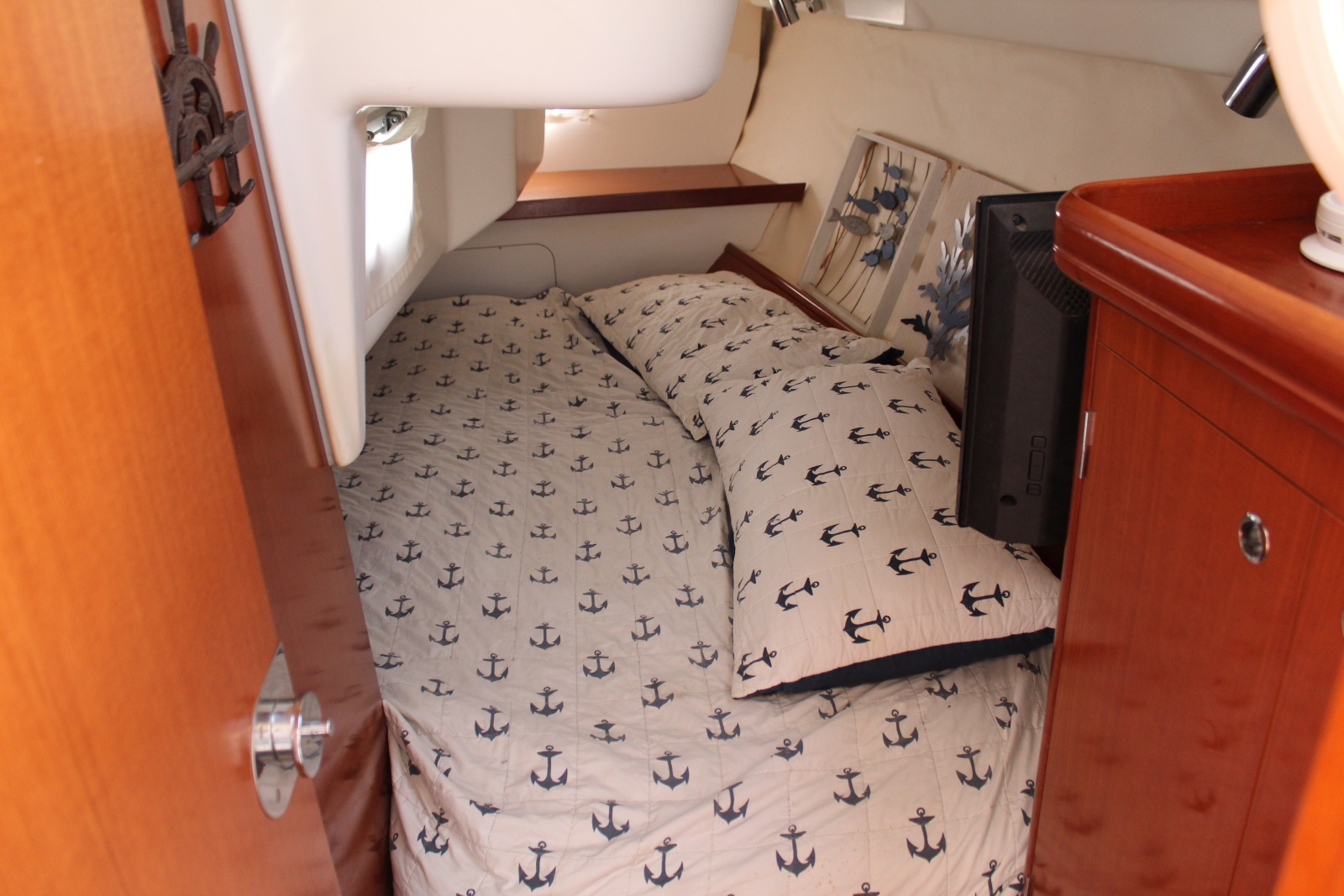 32' 2007 Beneteau 323