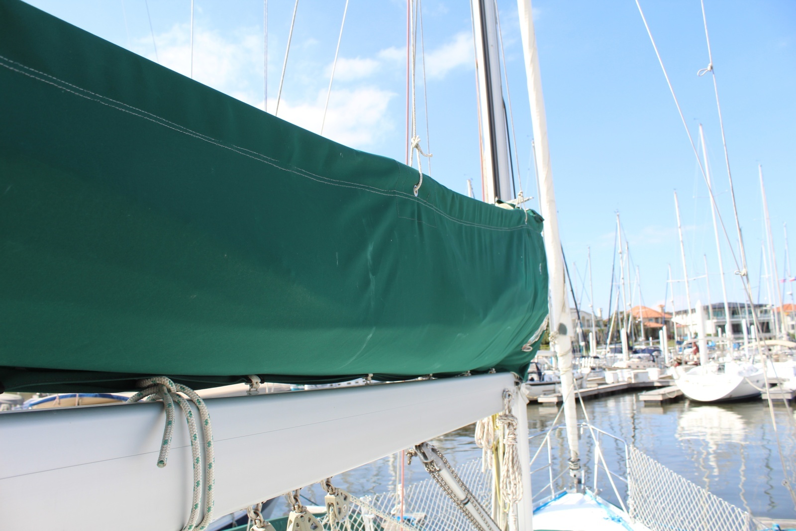 Wind Thief 32ft Beneteau Yacht For Sale