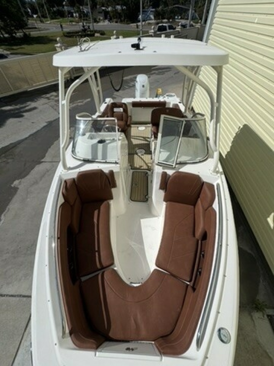 2019 Century 24 Resorter