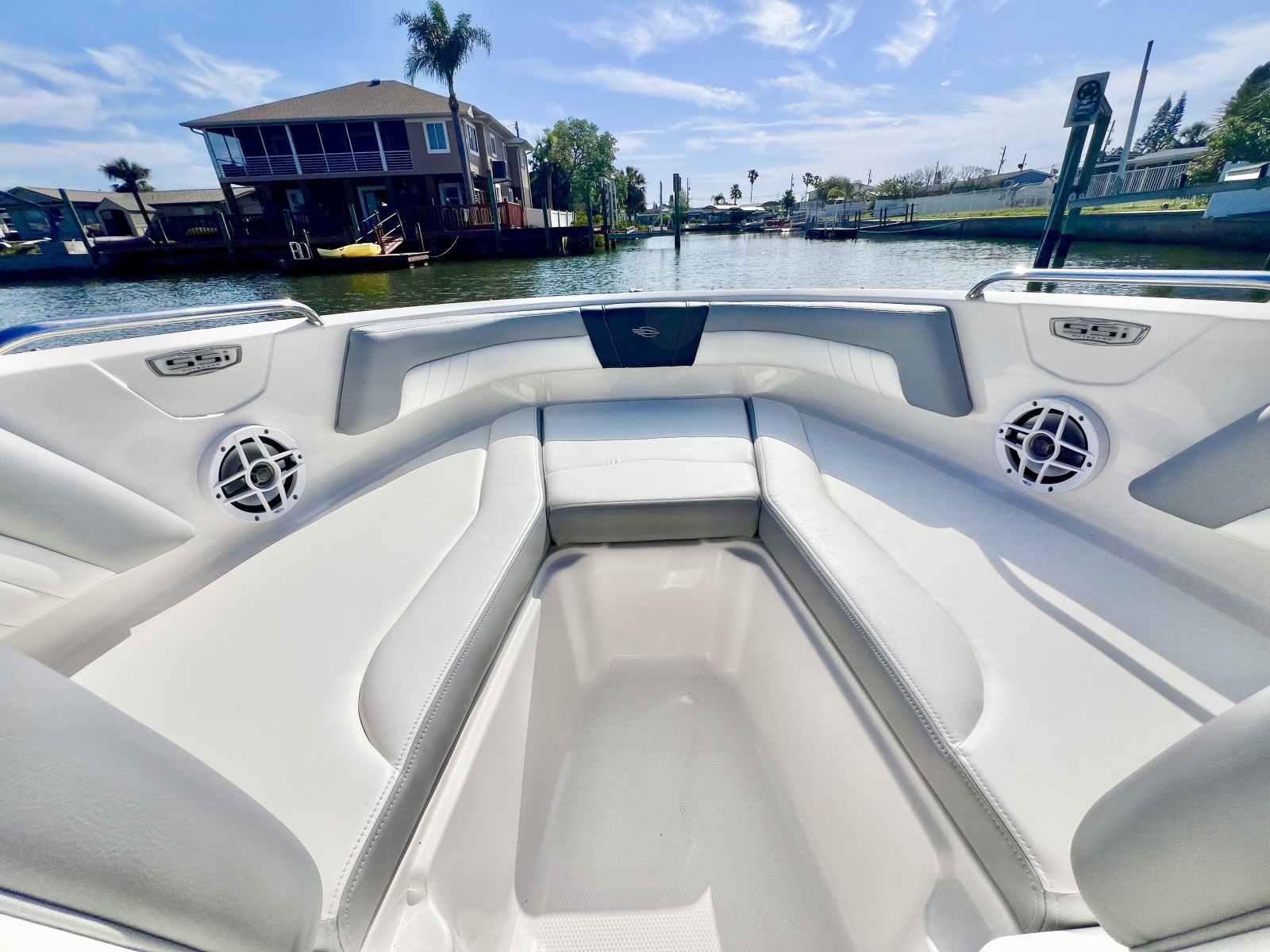 21ft Chaparral Yacht For Sale