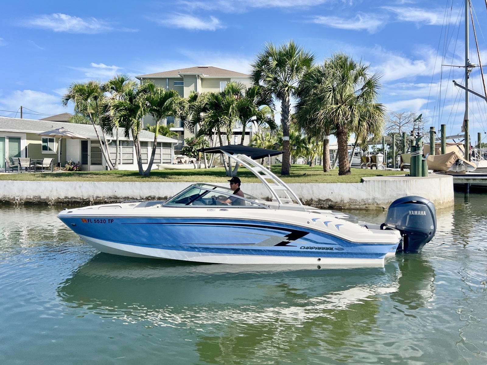 21ft Chaparral Yacht For Sale