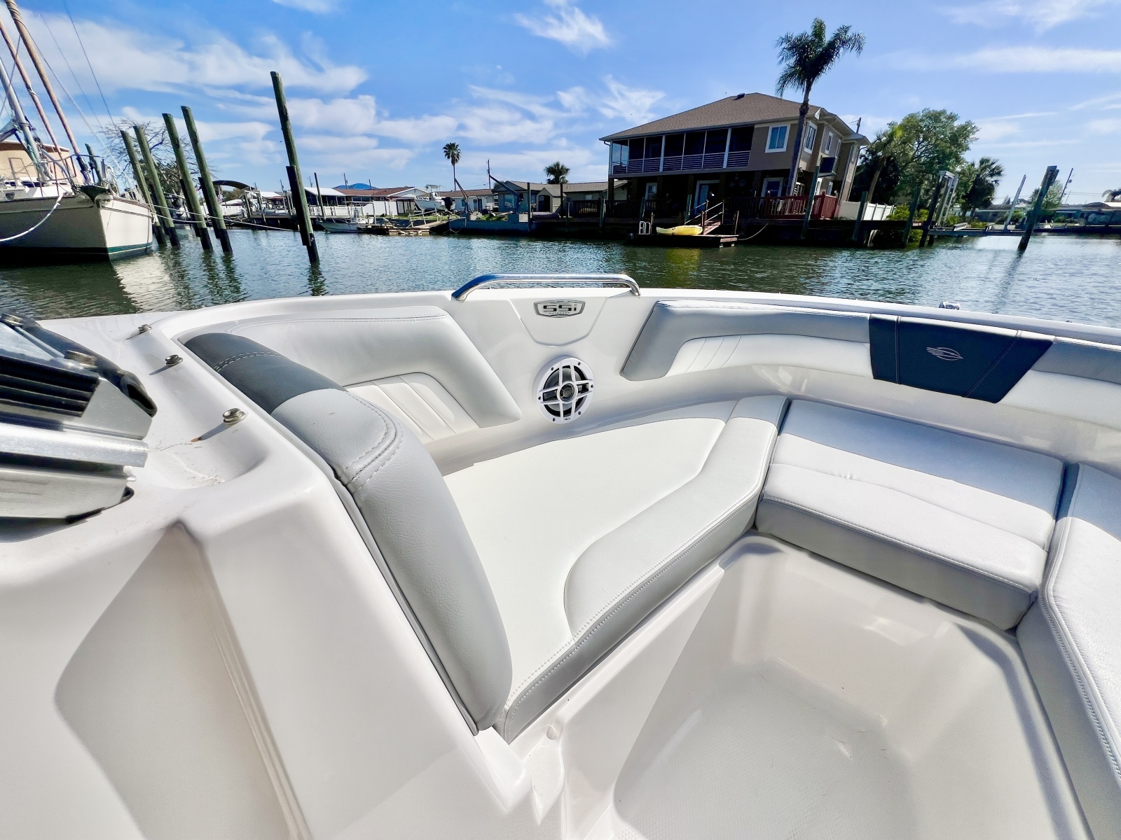 21ft Chaparral Yacht For Sale