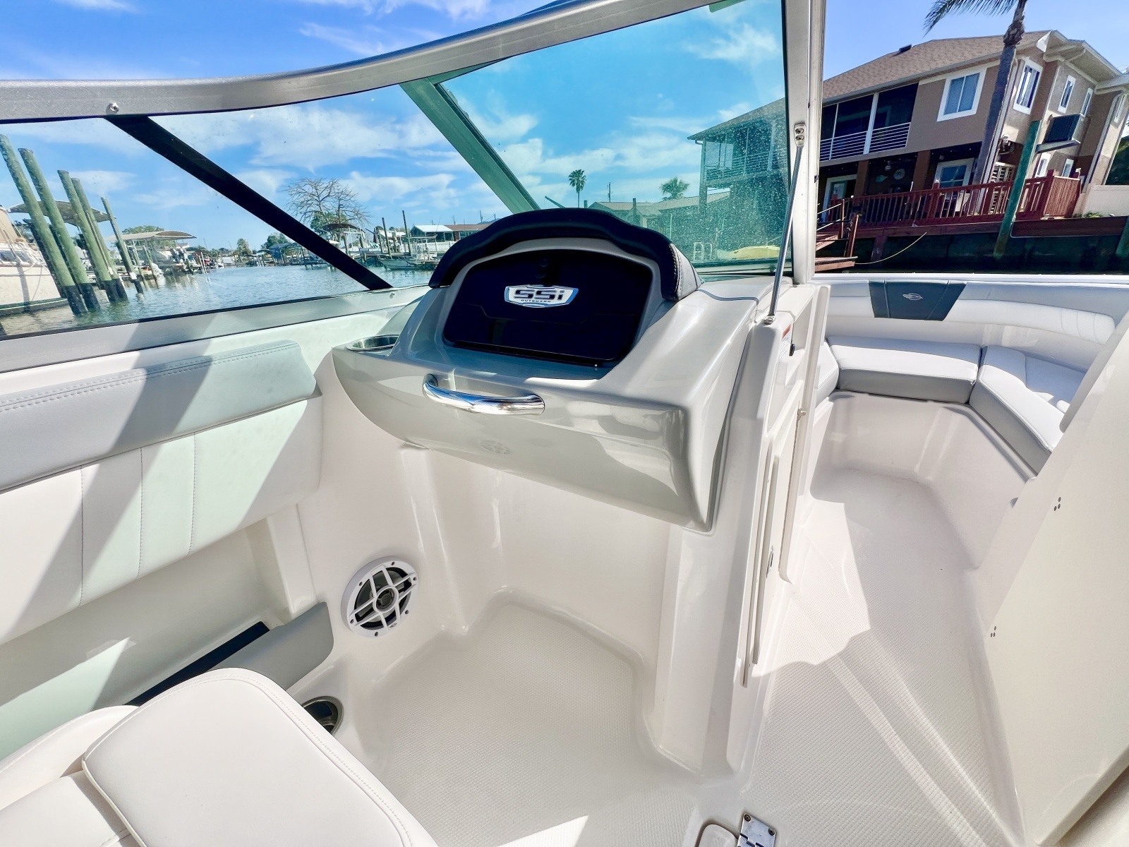 21ft Chaparral Yacht For Sale