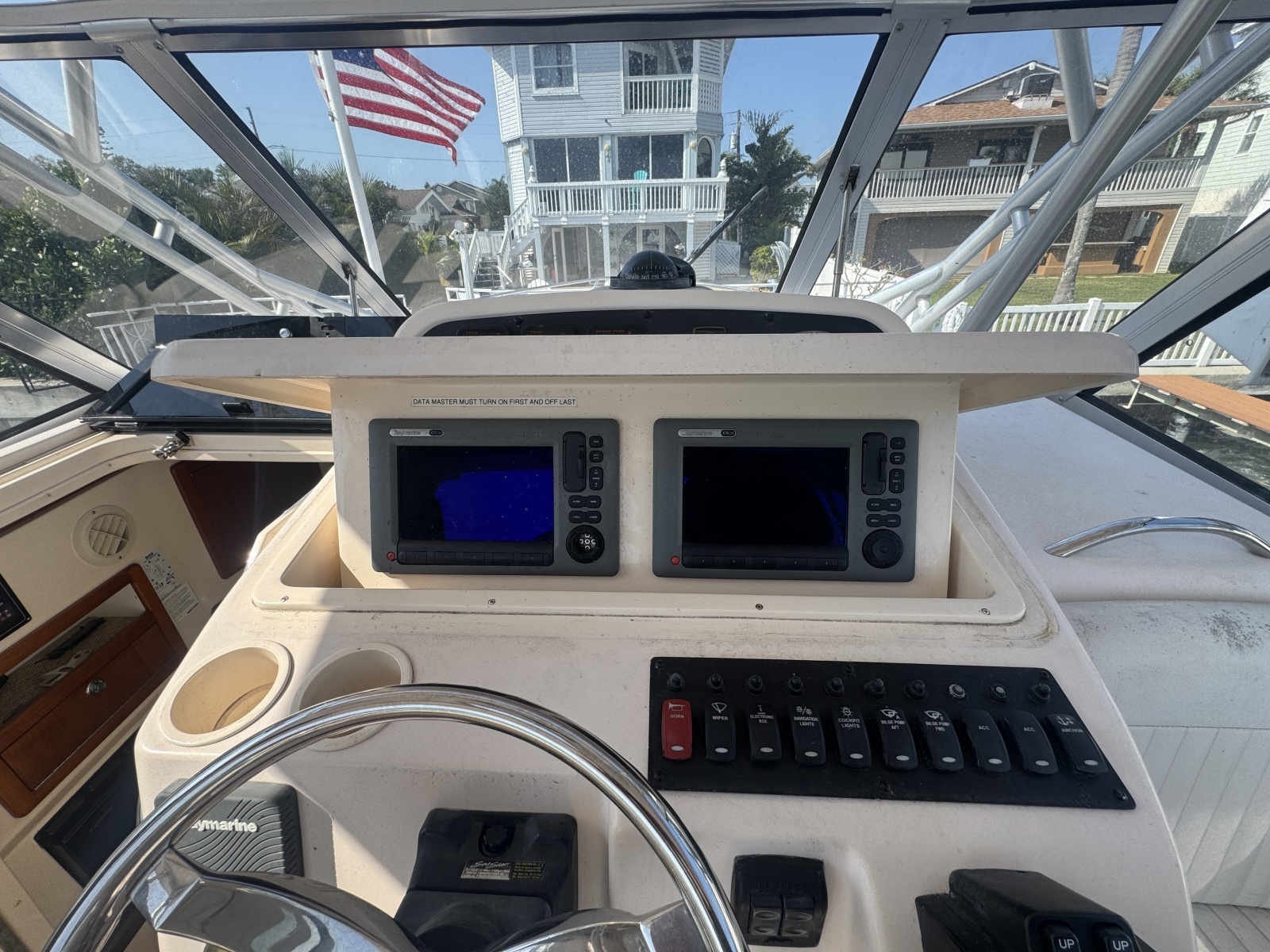 30ft Grady White Yacht For Sale