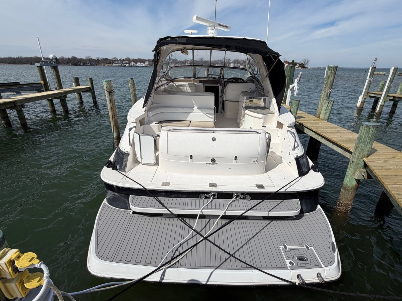 42ft Regal Yacht For Sale