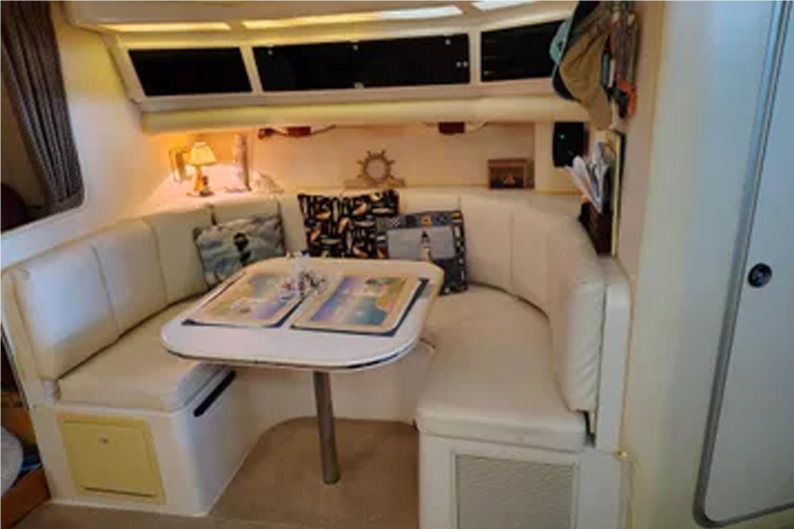 Just a Big Canoe 34ft Wellcraft Yacht For Sale