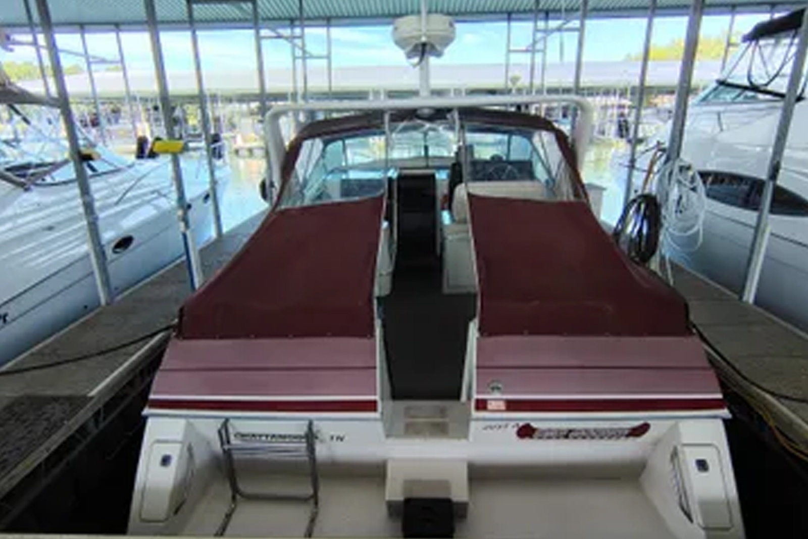 Just a Big Canoe 34ft Wellcraft Yacht For Sale