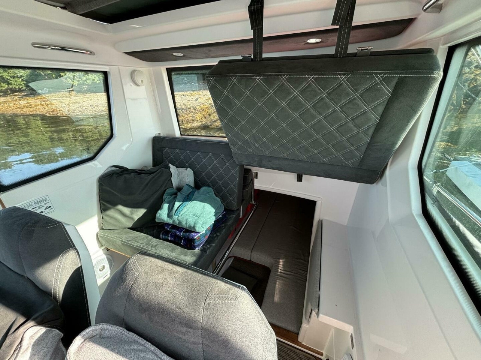 At Ease 28ft Axopar Yacht For Sale