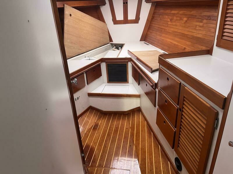 RESOLUTE 44ft J Boats Yacht For Sale