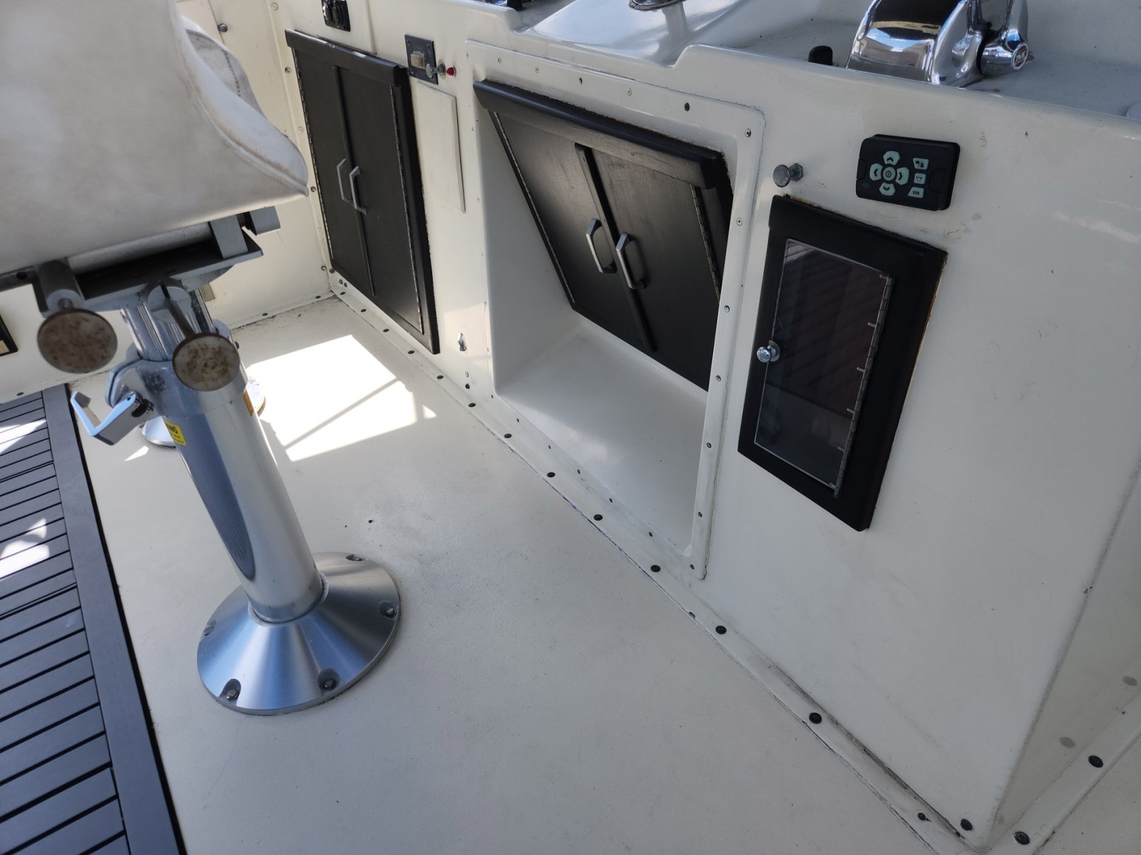 PUDDY TAT III 53ft Hatteras Yacht For Sale