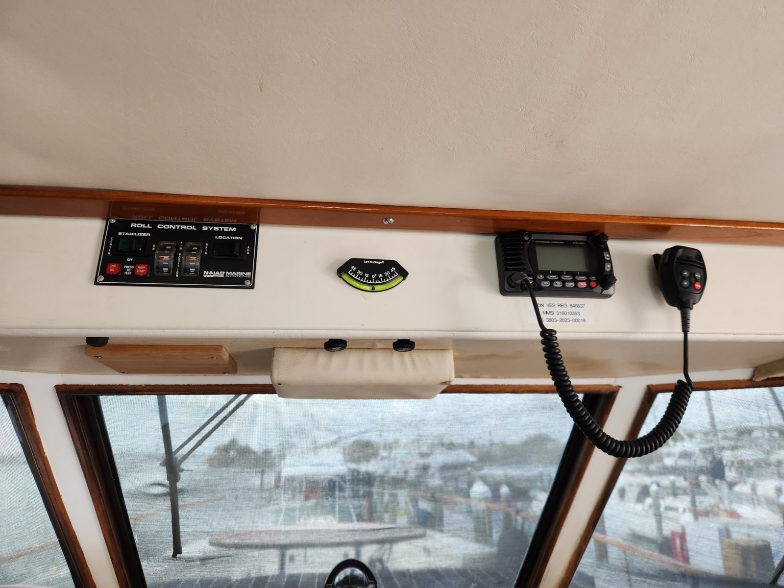 PUDDY TAT III 53ft Hatteras Yacht For Sale