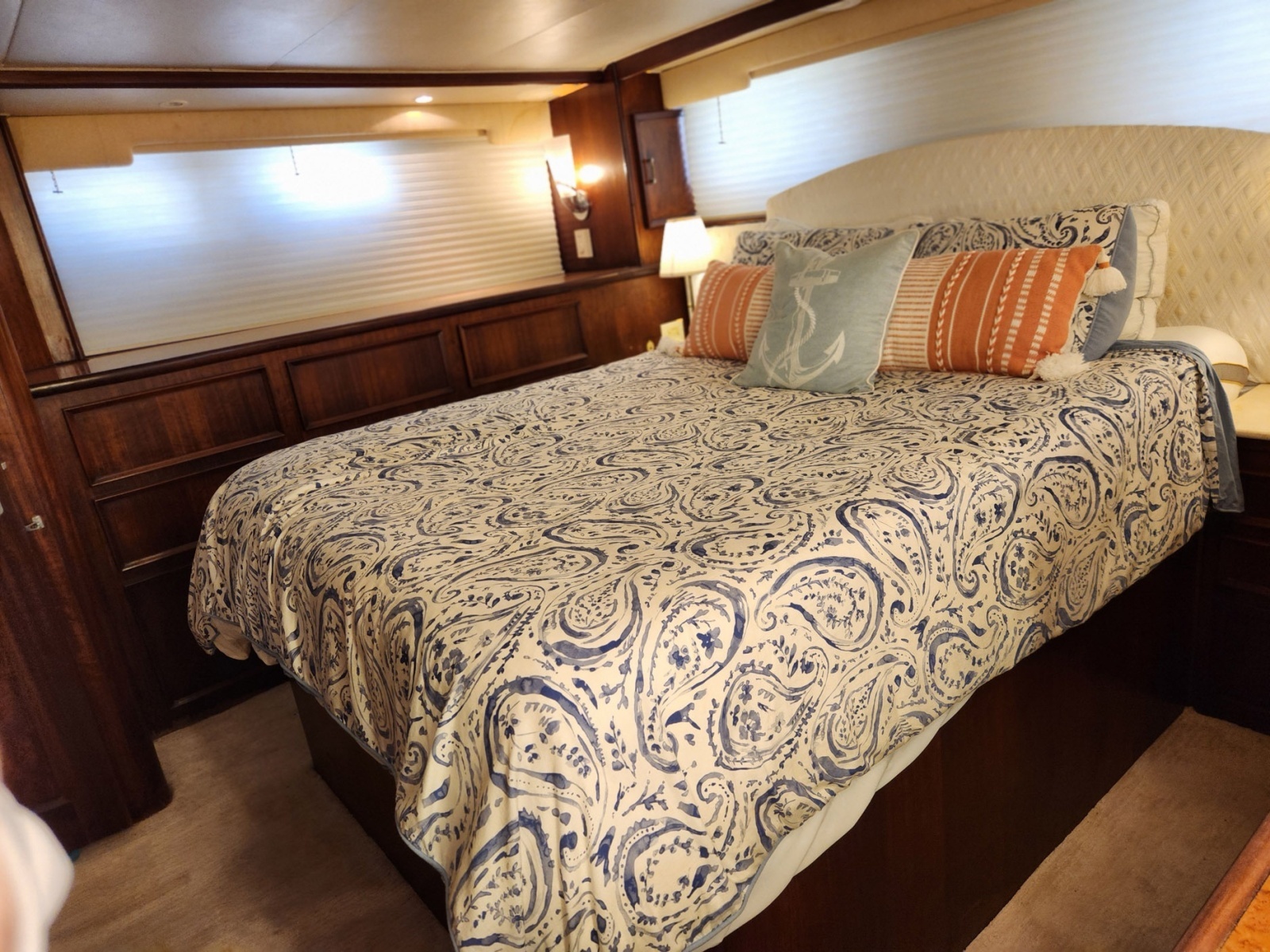 PUDDY TAT III 53ft Hatteras Yacht For Sale