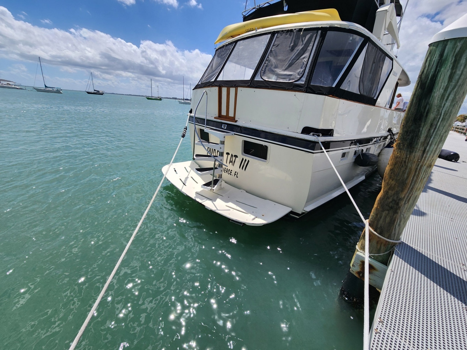 PUDDY TAT III 53ft Hatteras Yacht For Sale