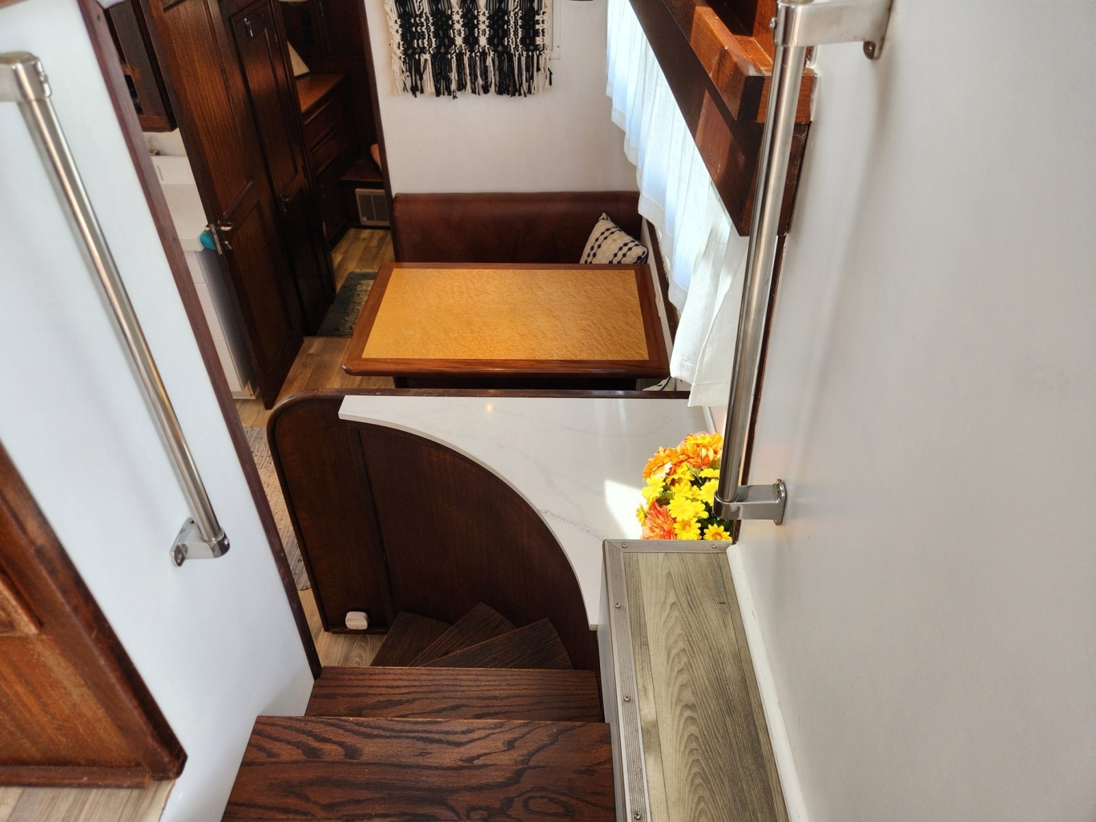 PUDDY TAT III 53ft Hatteras Yacht For Sale