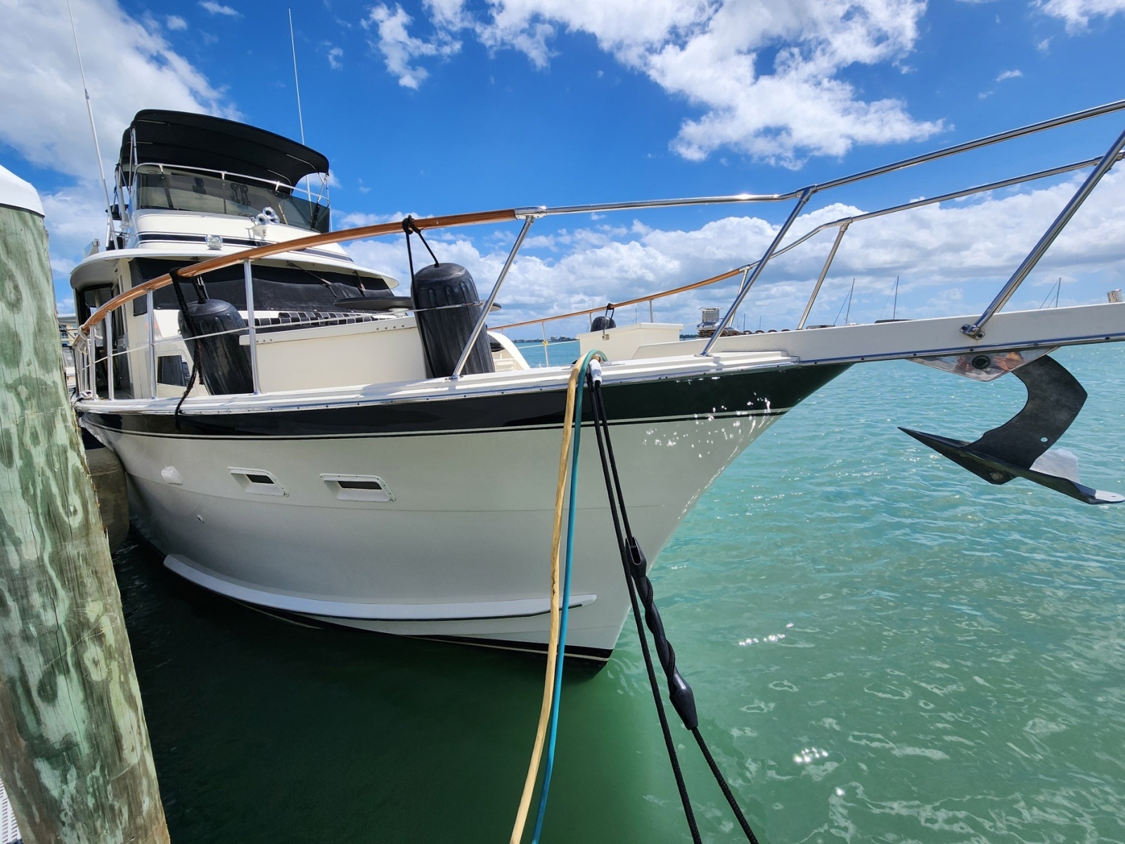 PUDDY TAT III 53ft Hatteras Yacht For Sale