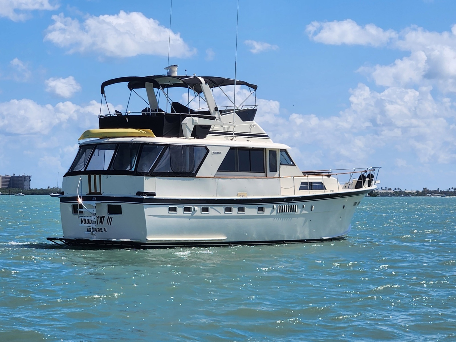 PUDDY TAT III 53ft Hatteras Yacht For Sale