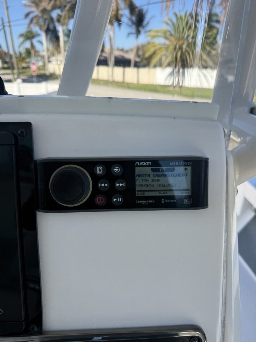 25ft Pathfinder Yacht For Sale