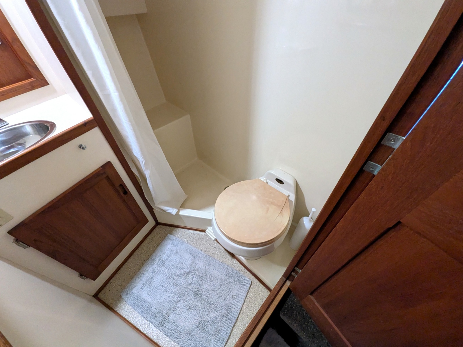 32' 2002 Nordic Tugs 