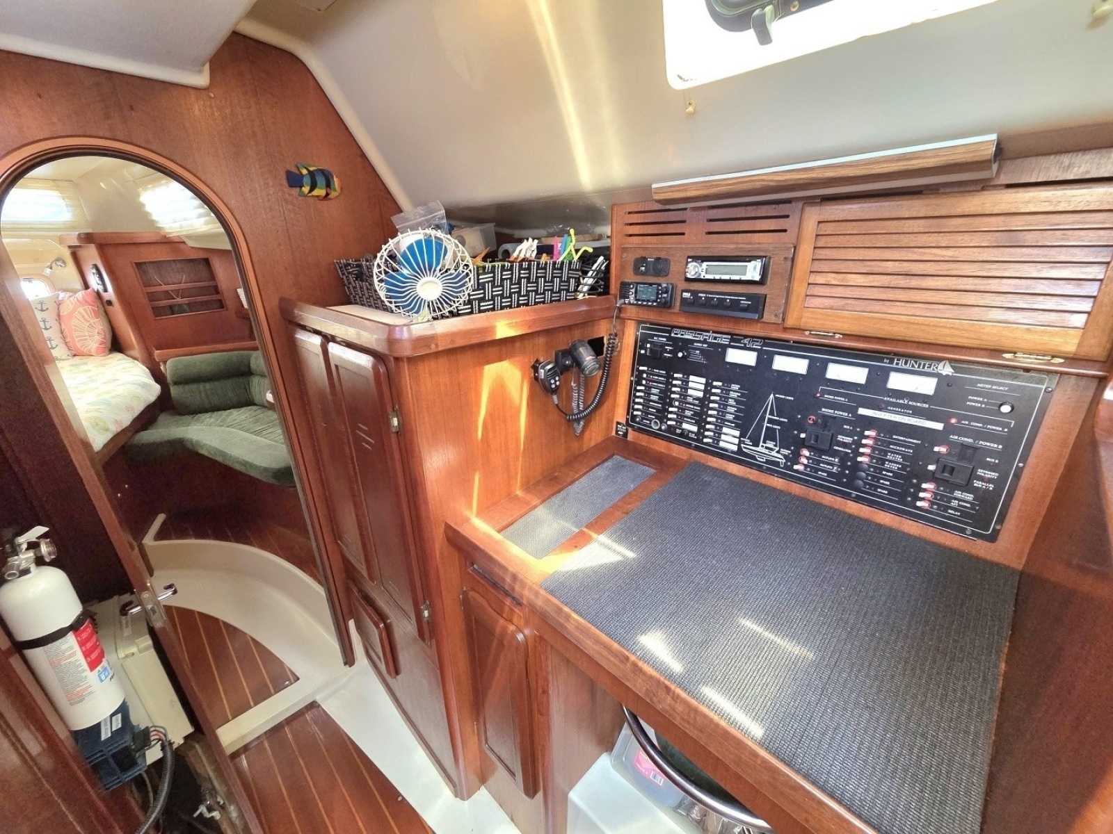 1991 Hunter Passage 42