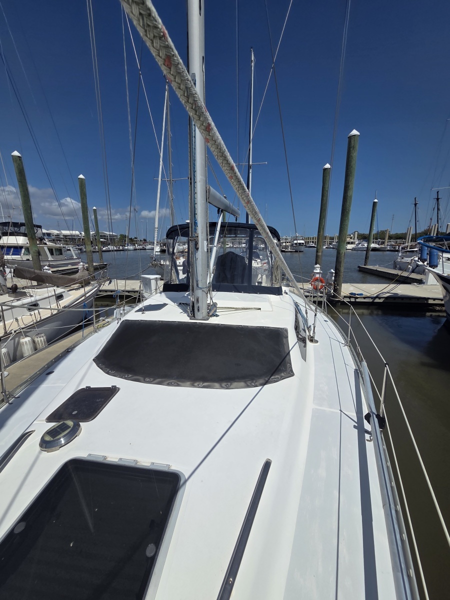 Divan San 42ft Hunter Yacht For Sale