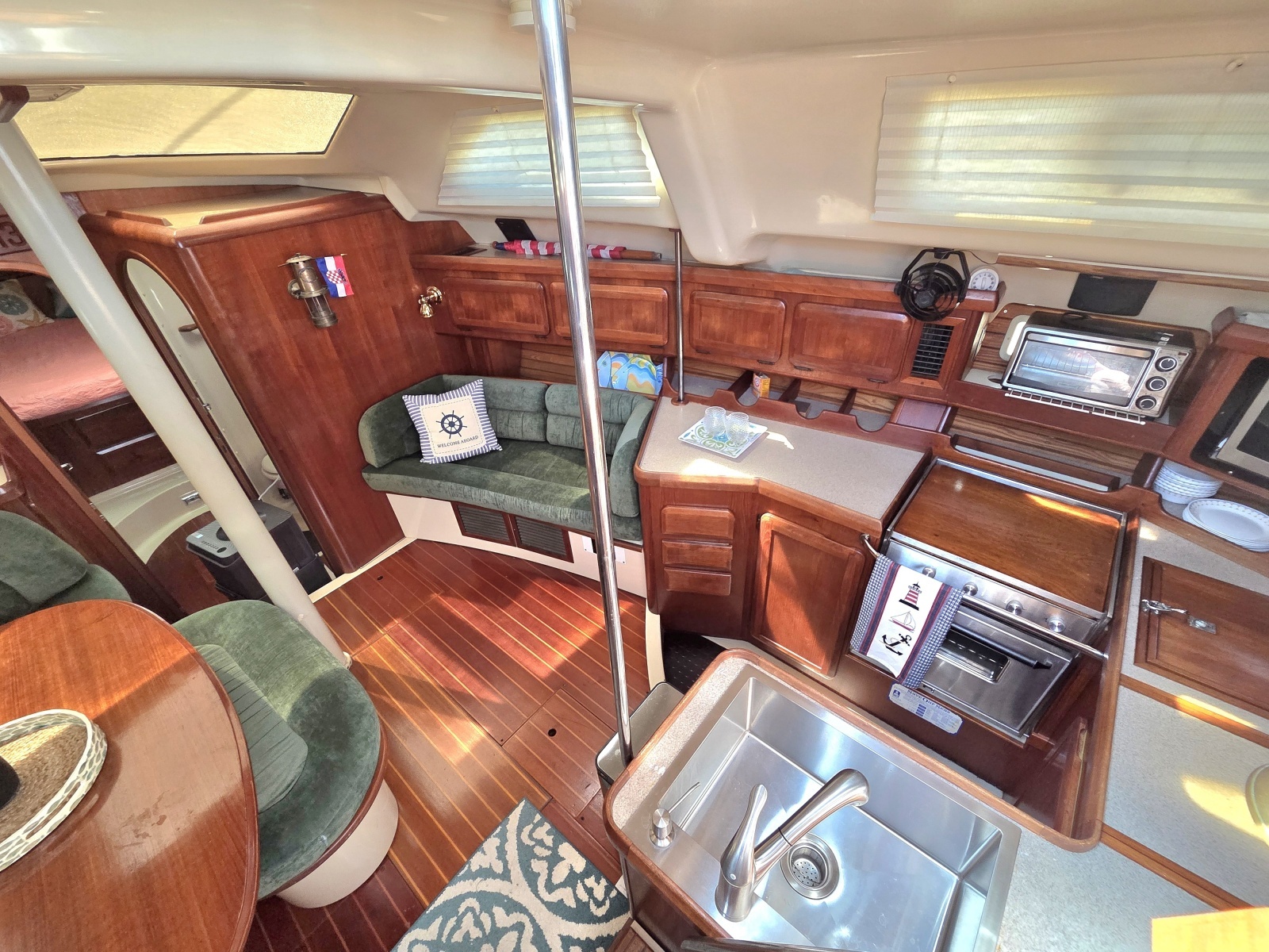 Divan San 42ft Hunter Yacht For Sale
