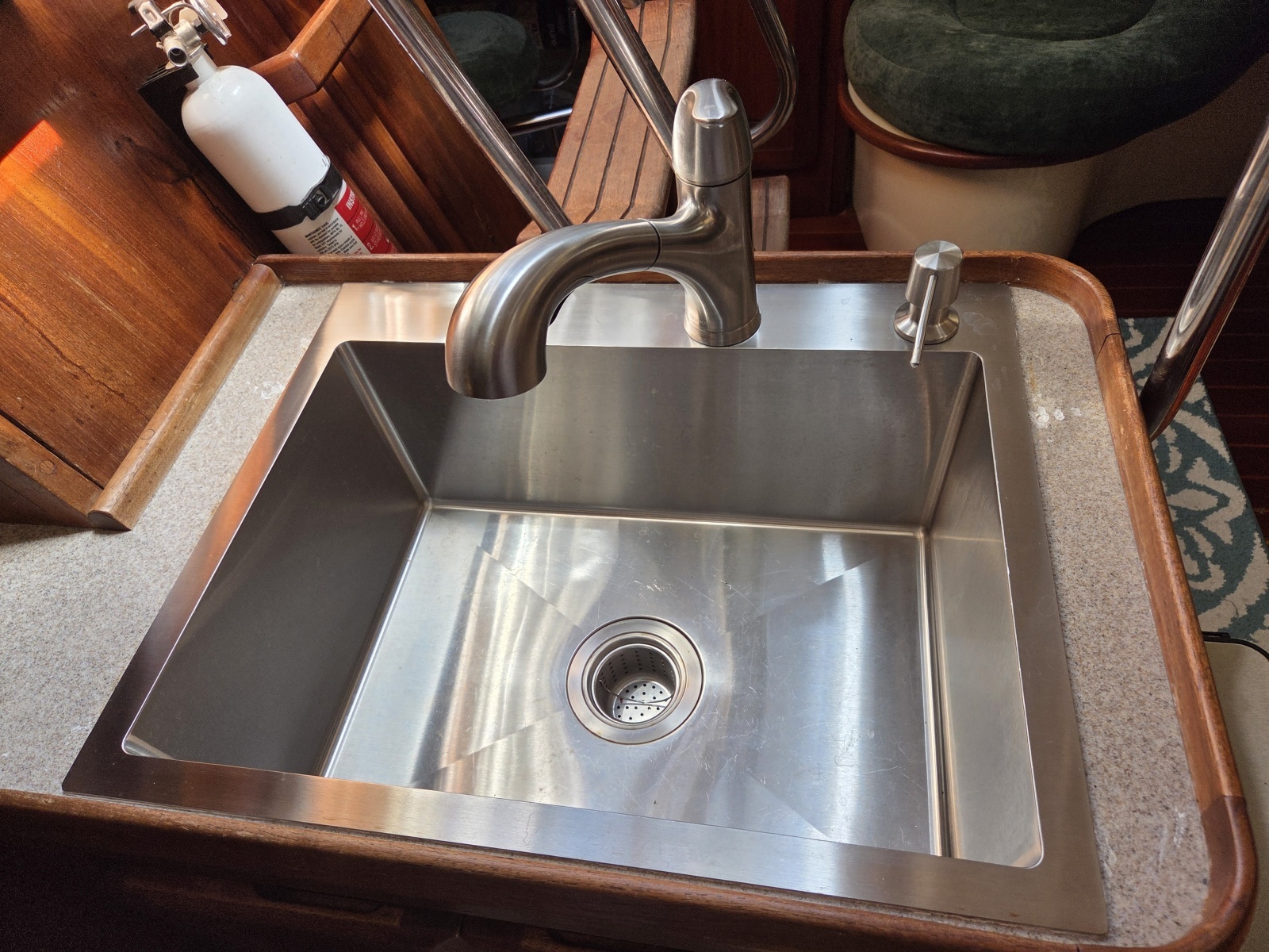 Divan San 42ft Hunter Yacht For Sale