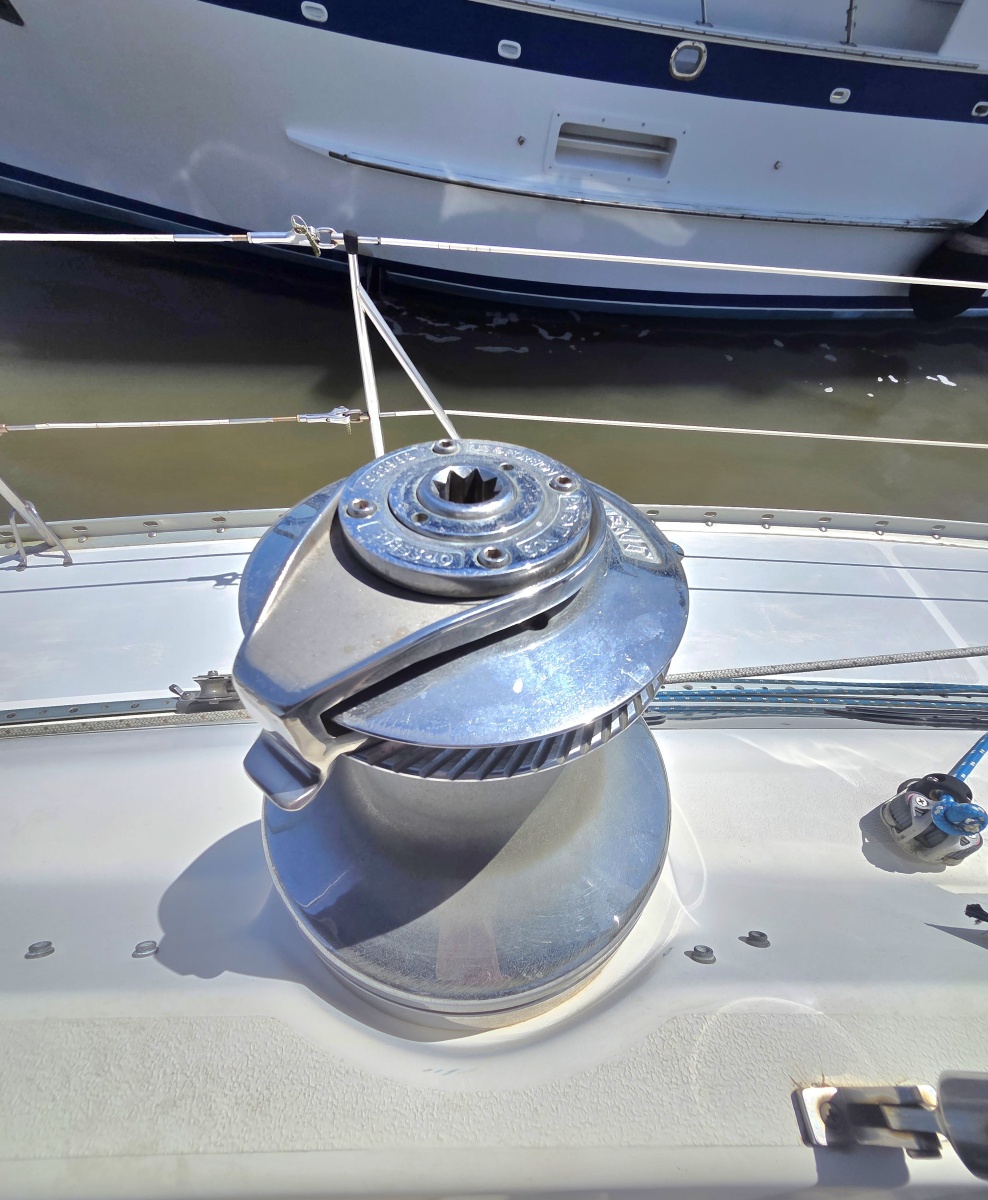 42' 1991 Hunter Passage 42