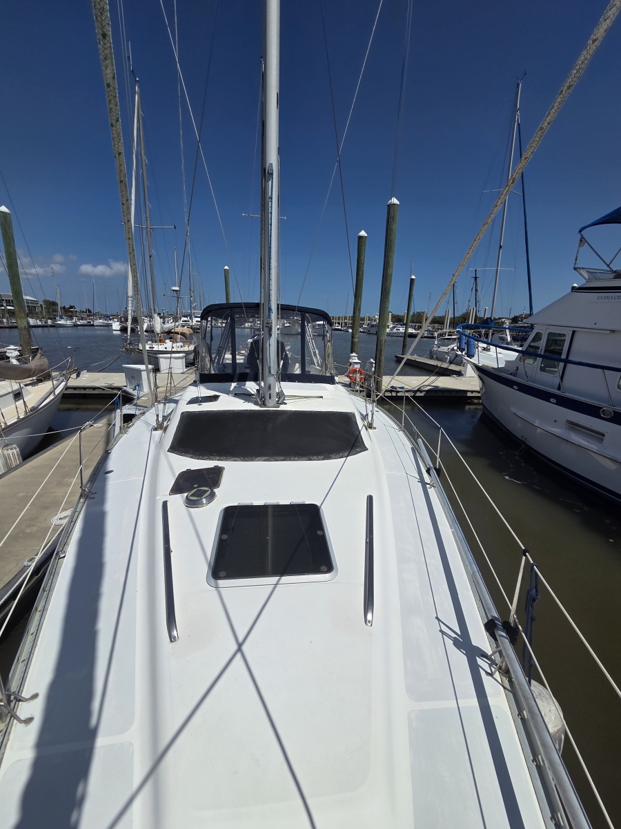 42' 1991 Hunter Passage 42