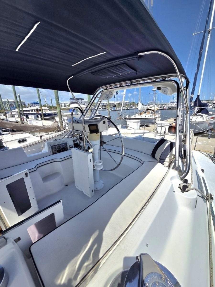 1991 Hunter Passage 42