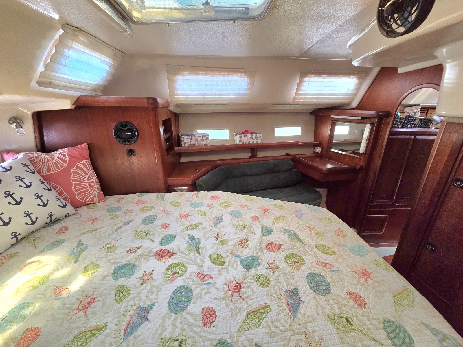 Divan San 42ft Hunter Yacht For Sale