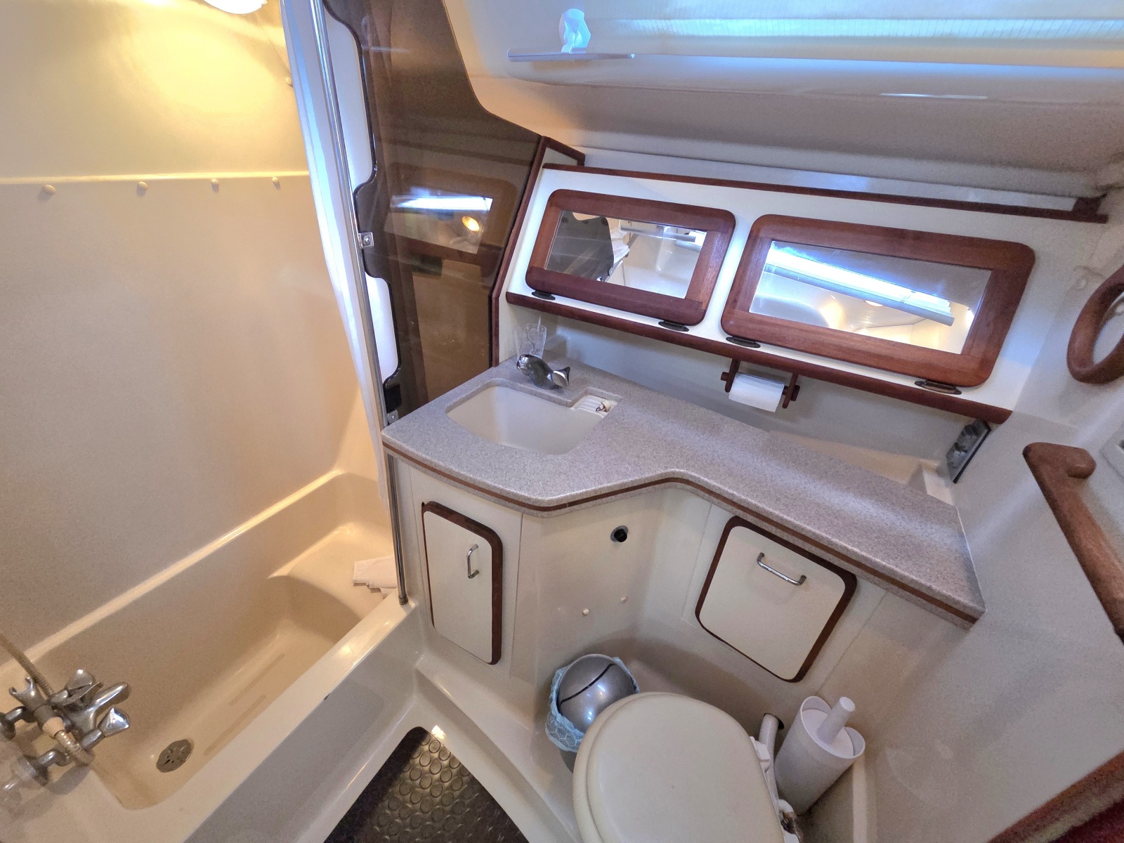 42' 1991 Hunter Passage 42