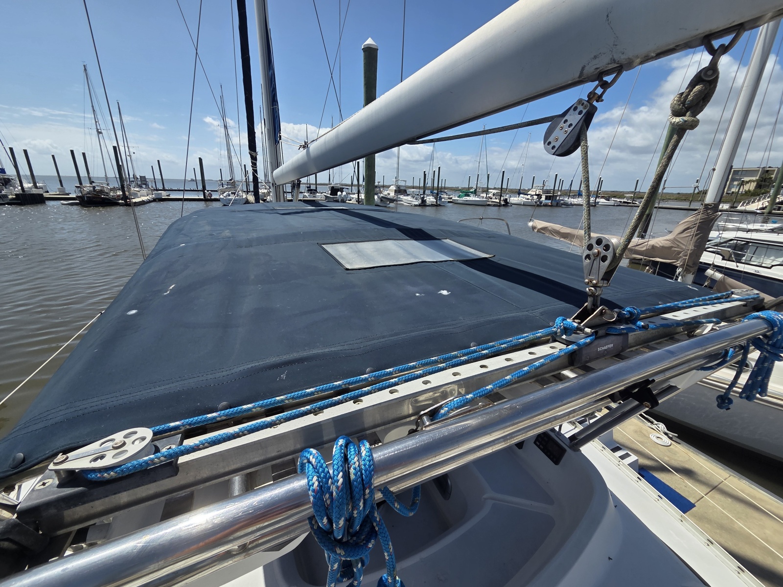 42' 1991 Hunter Passage 42