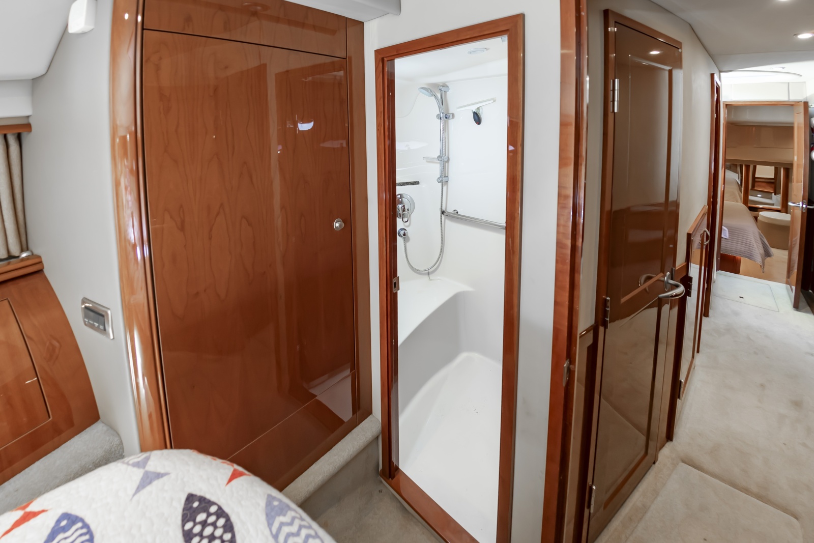 58' 2007 Sea Ray 58 Sedan Bridge