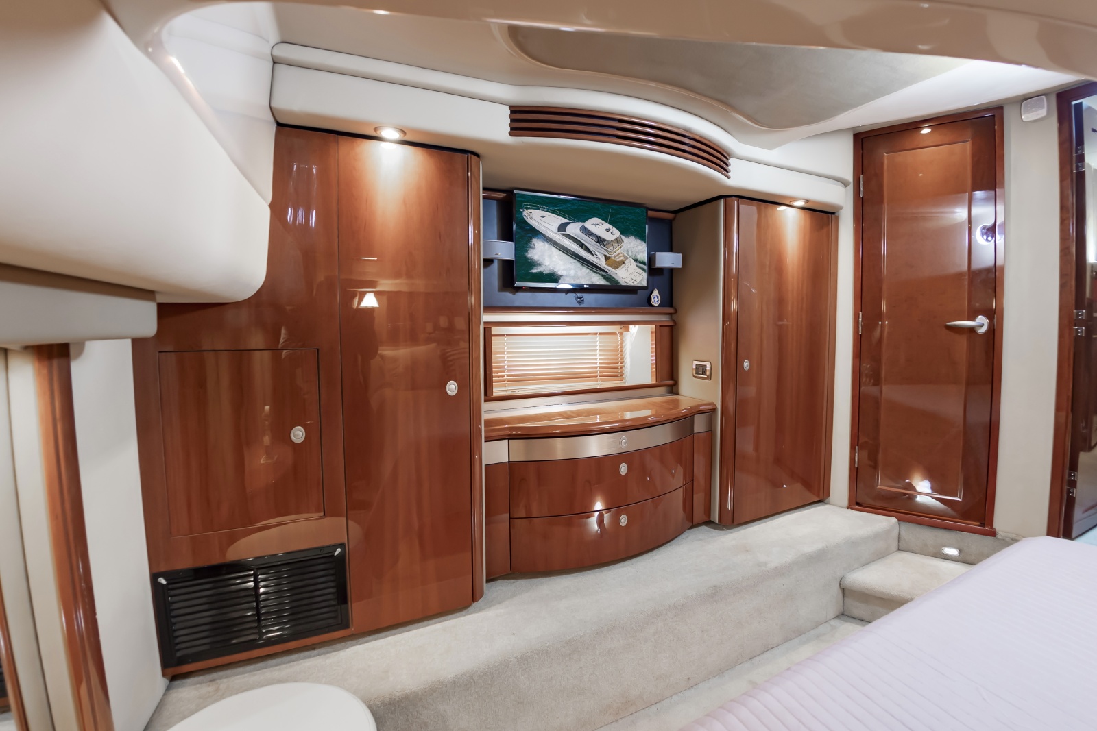 58' 2007 Sea Ray 58 Sedan Bridge