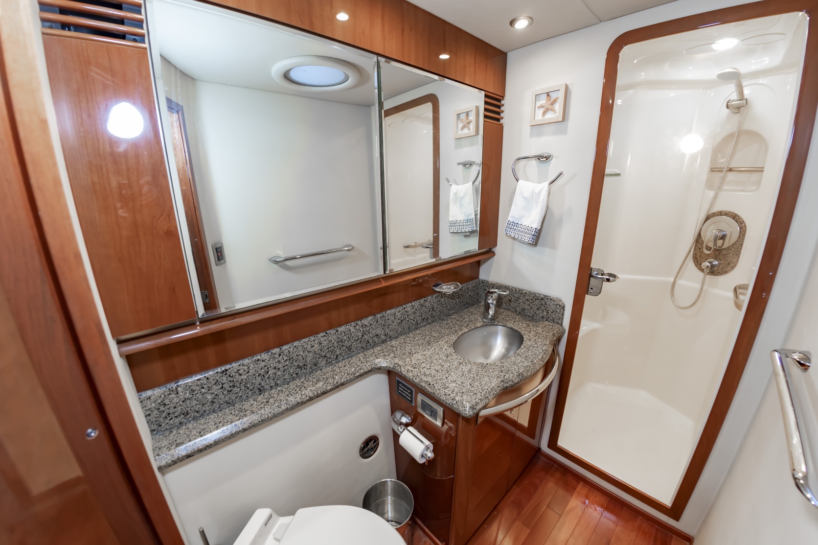 58' 2007 Sea Ray 58 Sedan Bridge