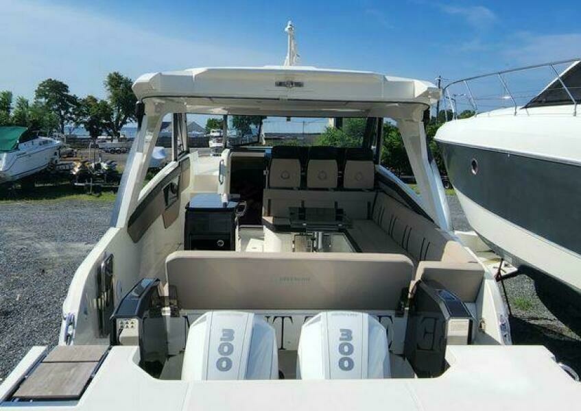 Meant To Be 36ft Greenline Yacht For Sale