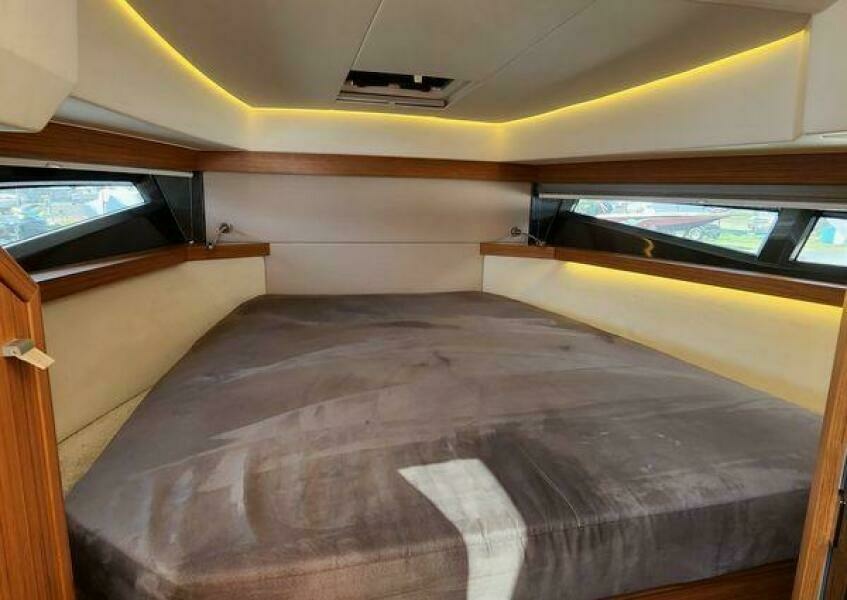 Meant To Be 36ft Greenline Yacht For Sale
