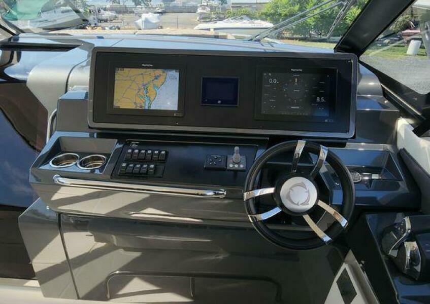 36' 2020 Greenline NEO Hard Top