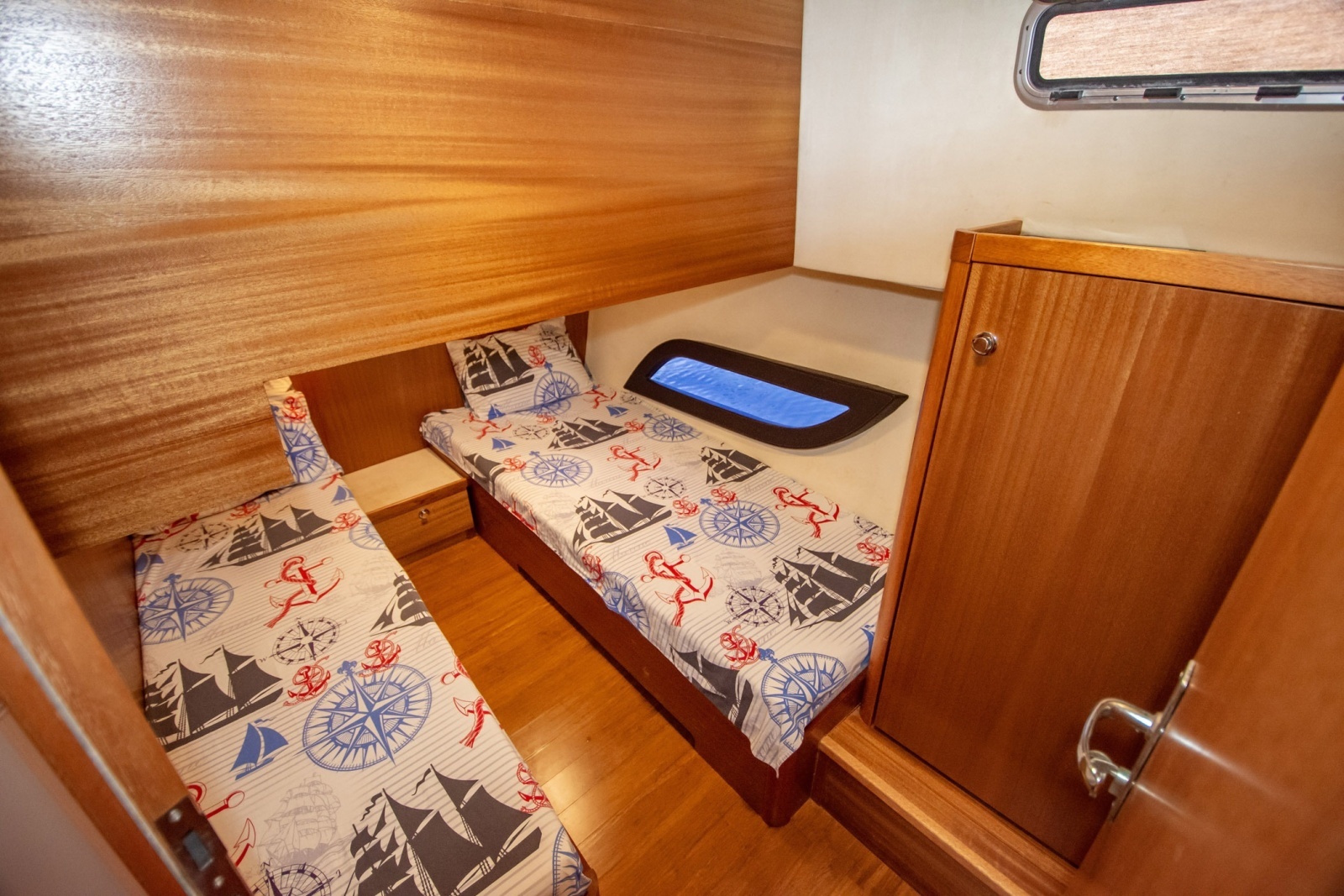 45 Issa 45ft Monachus Issa Yacht For Sale