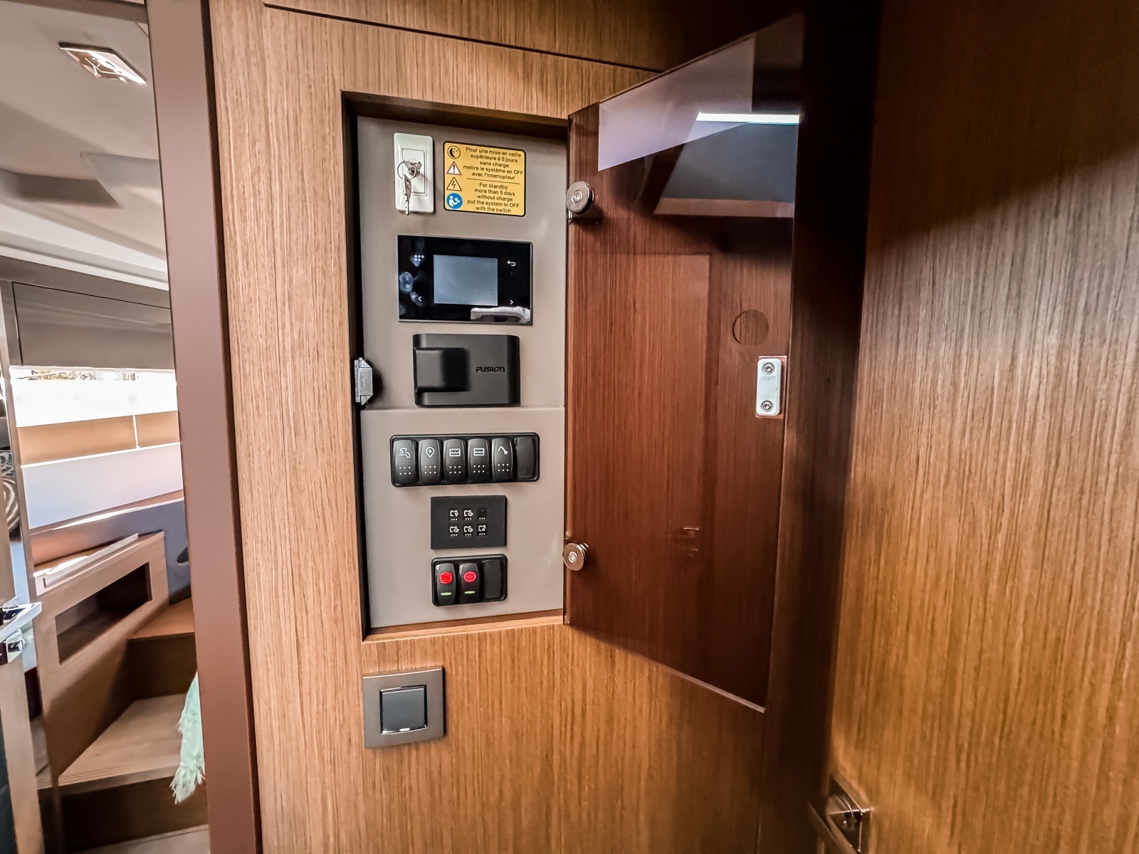 43ft Wellcraft Yacht For Sale