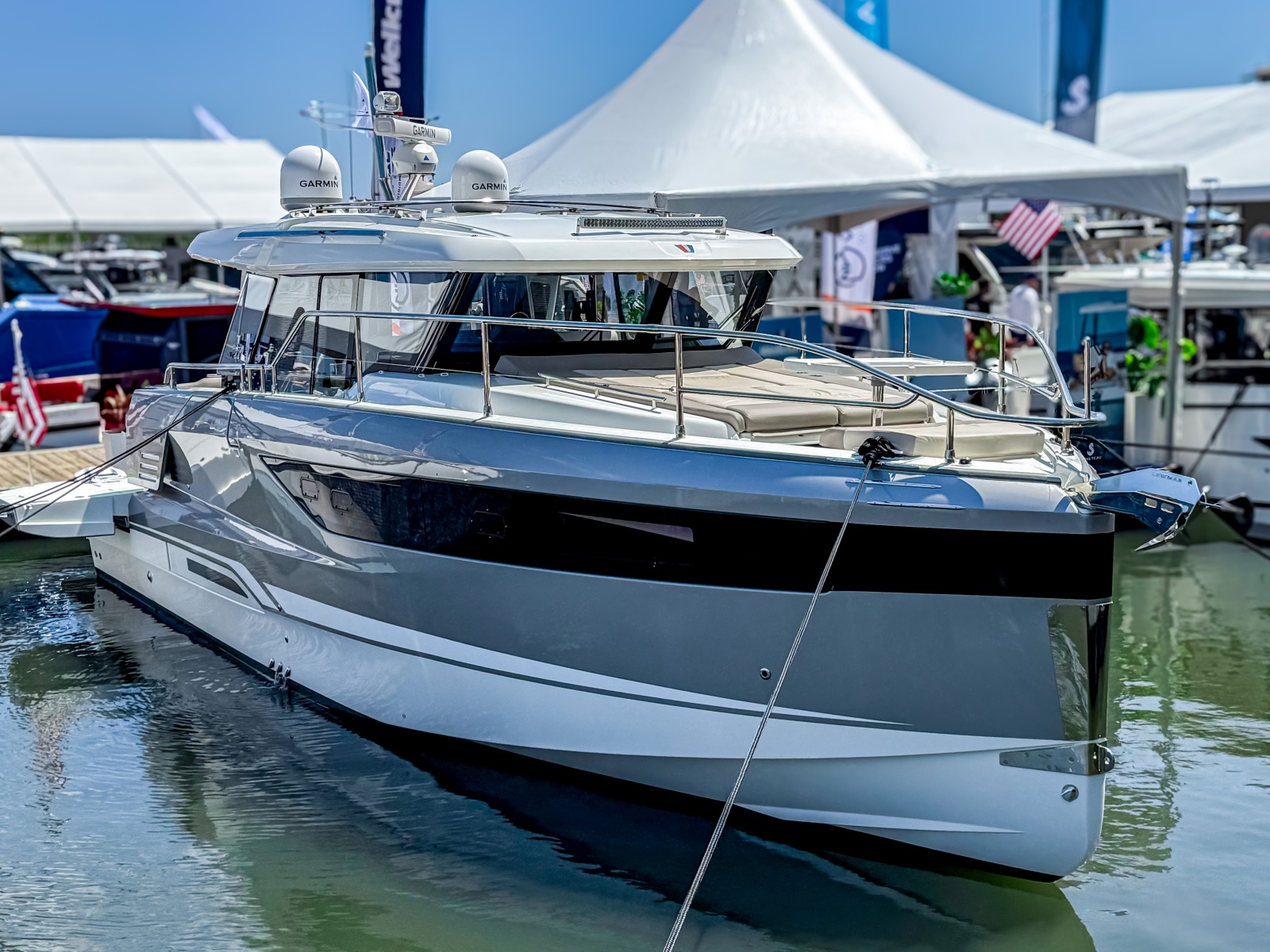 43' 2026 Wellcraft 44 Explorer