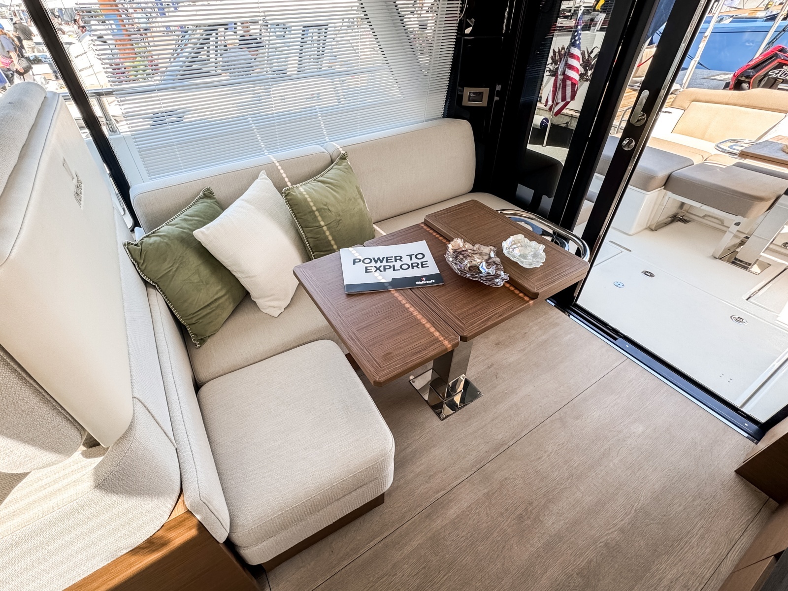 43ft Wellcraft Yacht For Sale