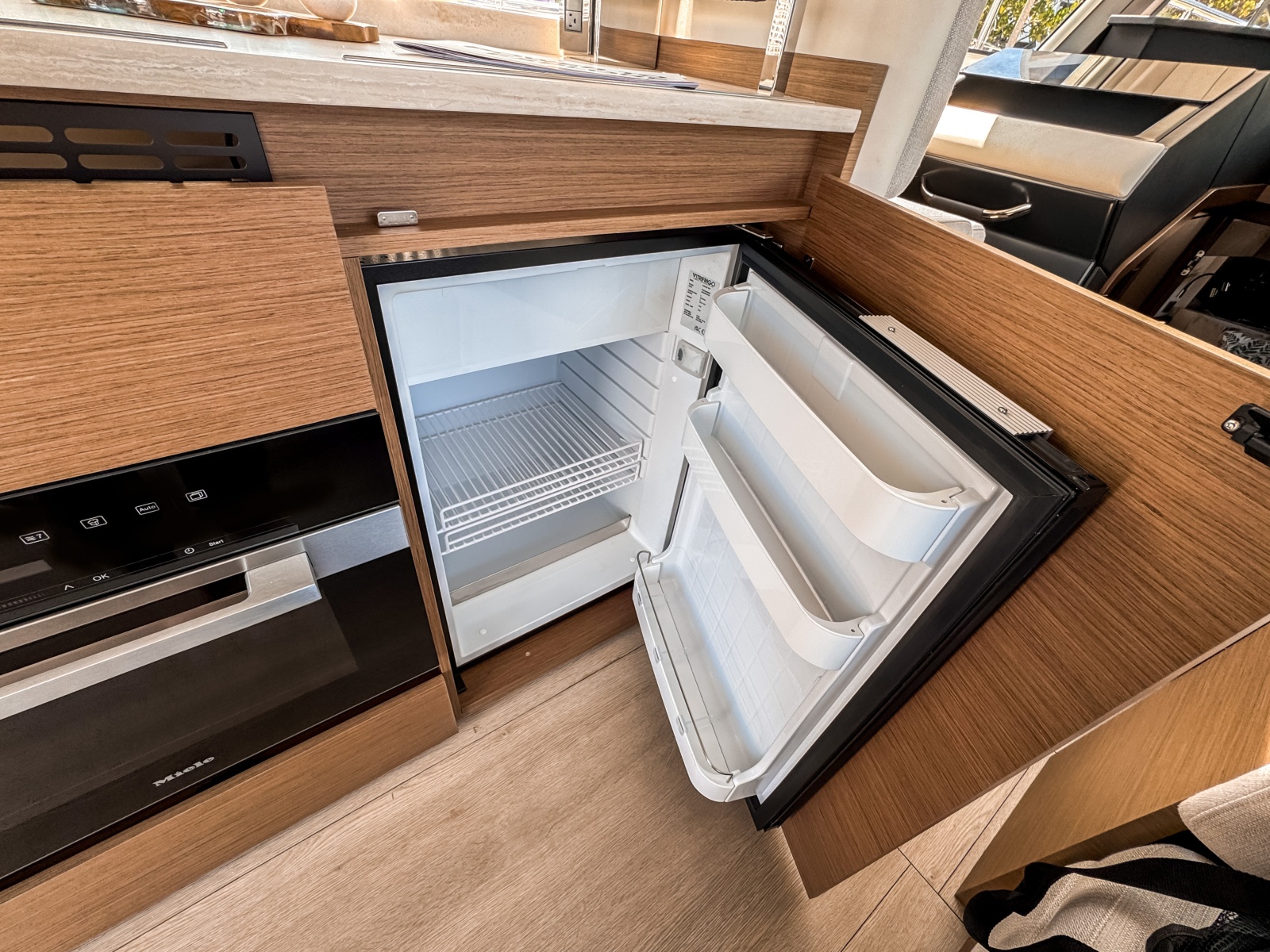 43' 2026 Wellcraft 44 Explorer