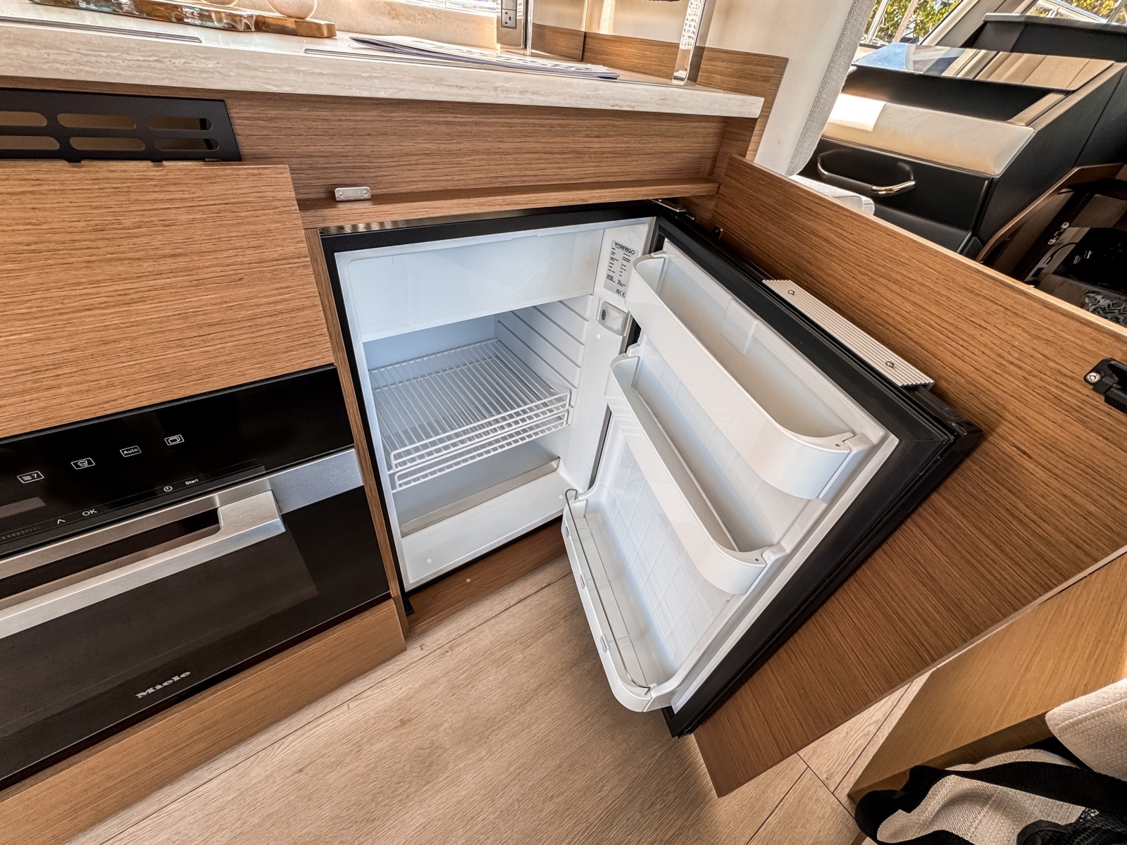 43ft Wellcraft Yacht For Sale