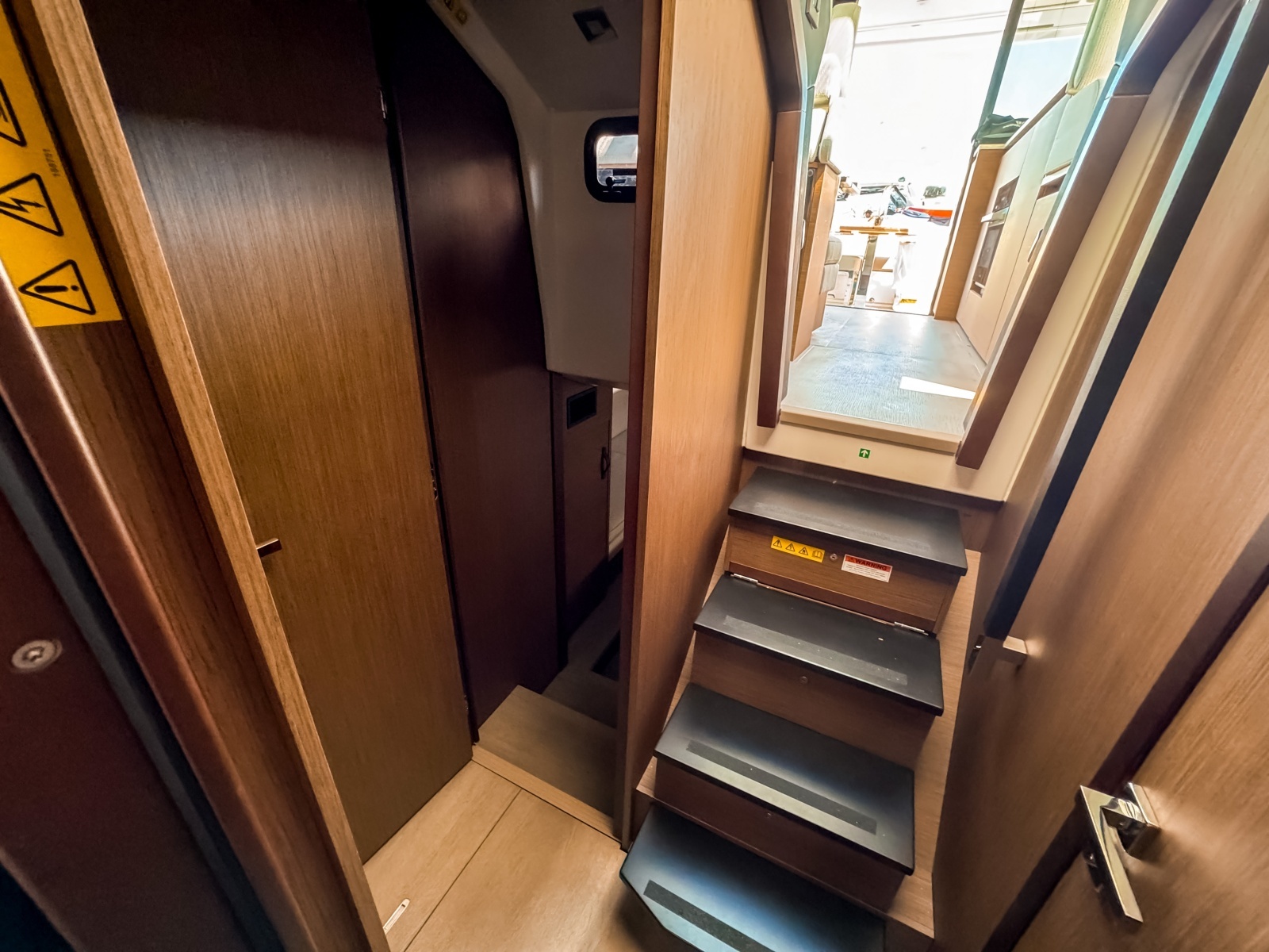 43ft Wellcraft Yacht For Sale